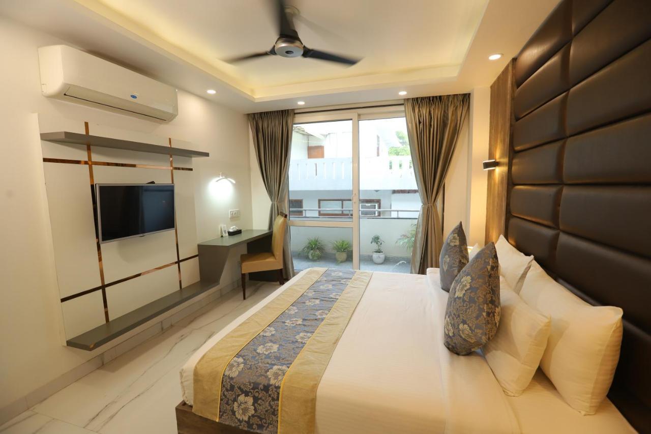 Hotel Keshav Residency Near Medanta Pure Veg Gurgaon Exteriör bild